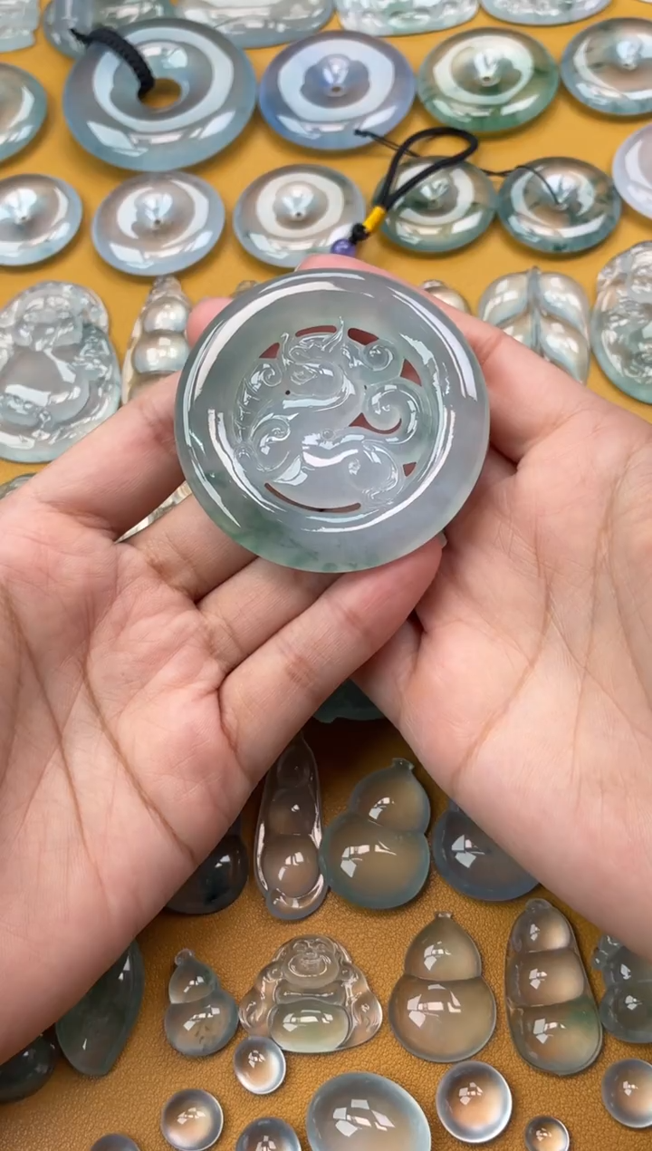 吊坠(不含链)未镶嵌翡翠34 麒麟圈 56 6.1