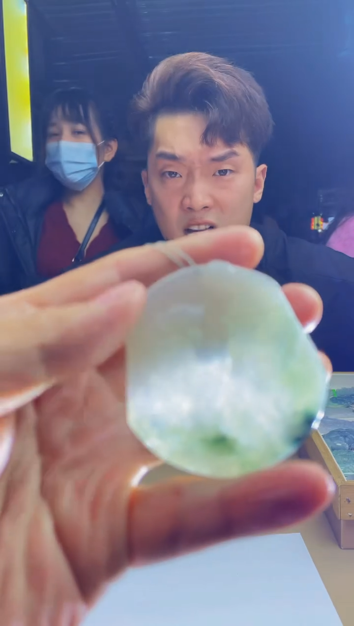 【闪购商品】定制翡翠未镶嵌          2044