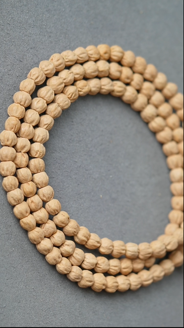 【闪购商品】柏香籽/百香籽吊坠原桩莲花