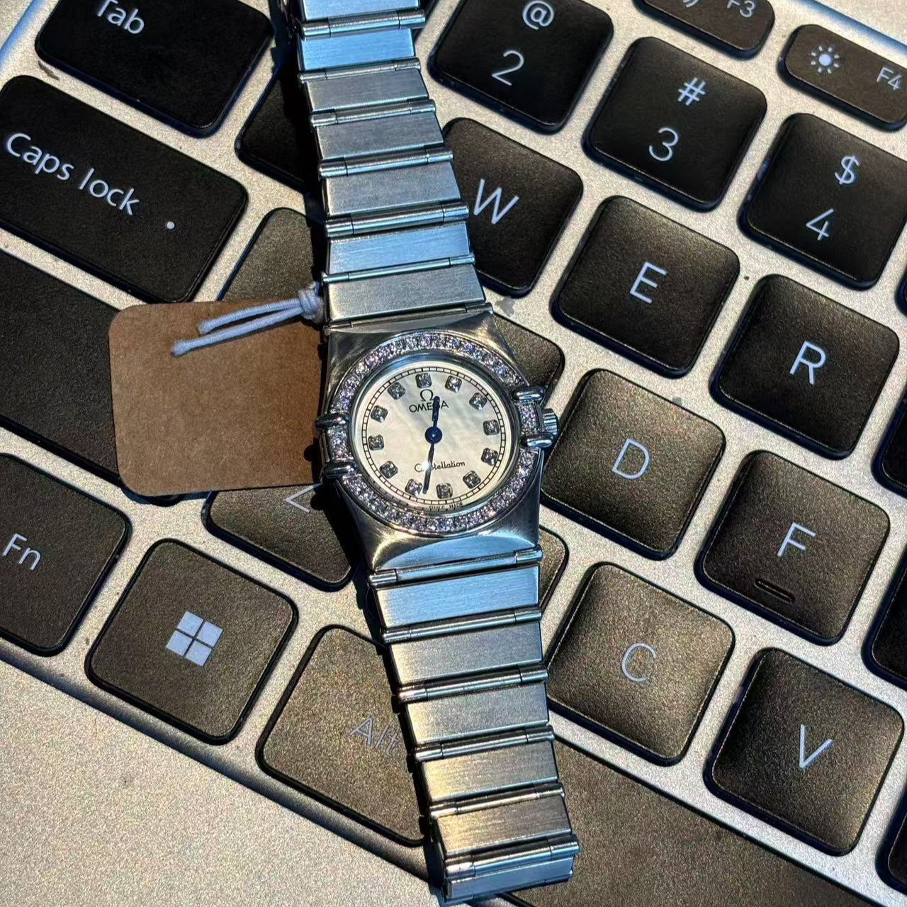 95新 Omega/欧米茄 星座/贝母盘/钻刻/石英/九月/219001