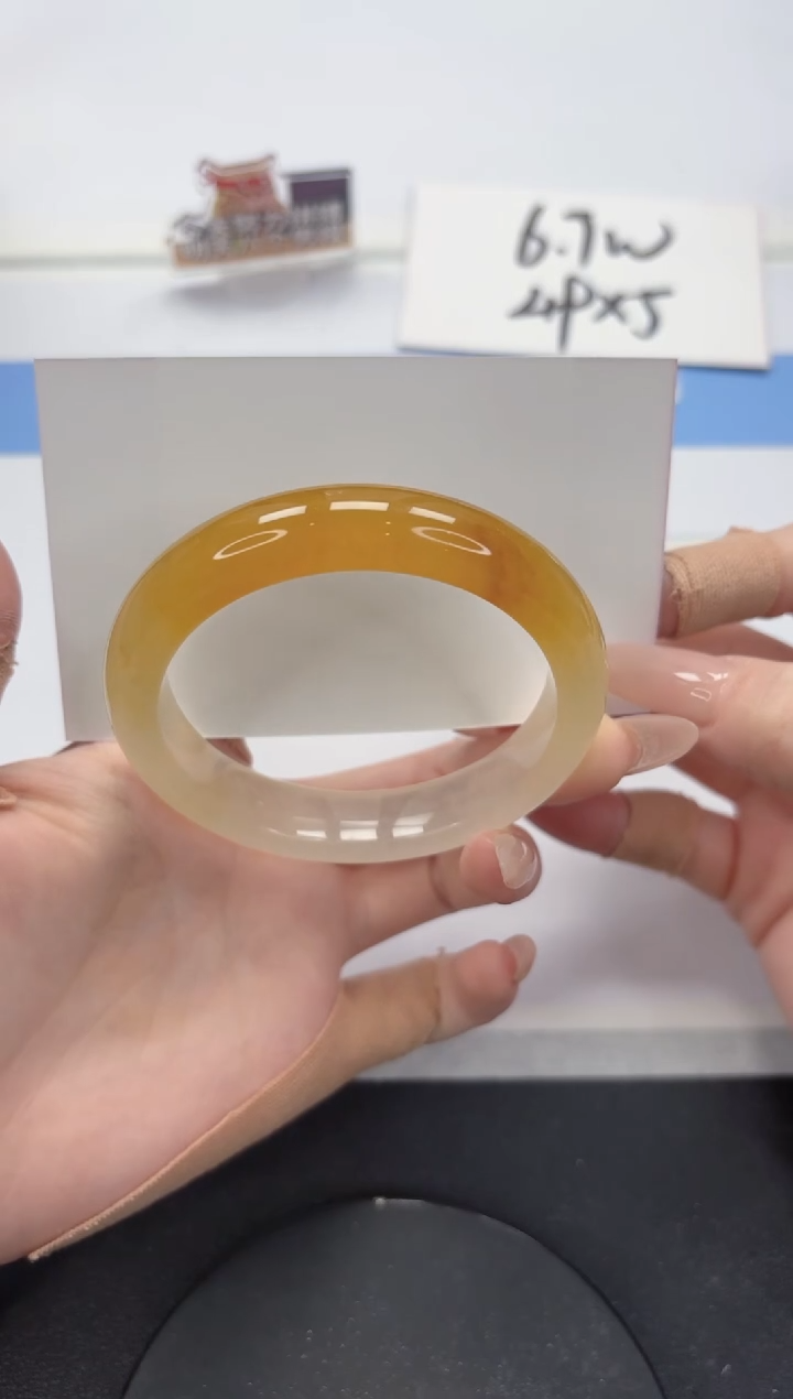 【闪购商品】石英质玉手镯未镶嵌A175-58.3