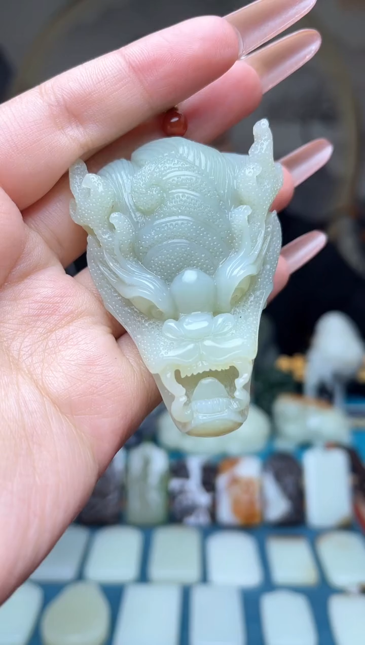 和田玉未镶嵌吊坠93