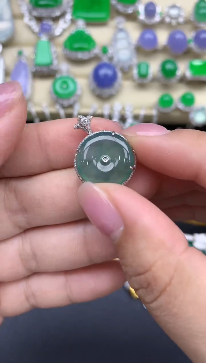 【闪购商品】翡翠颈饰18K金镶嵌190-中国好珍宝