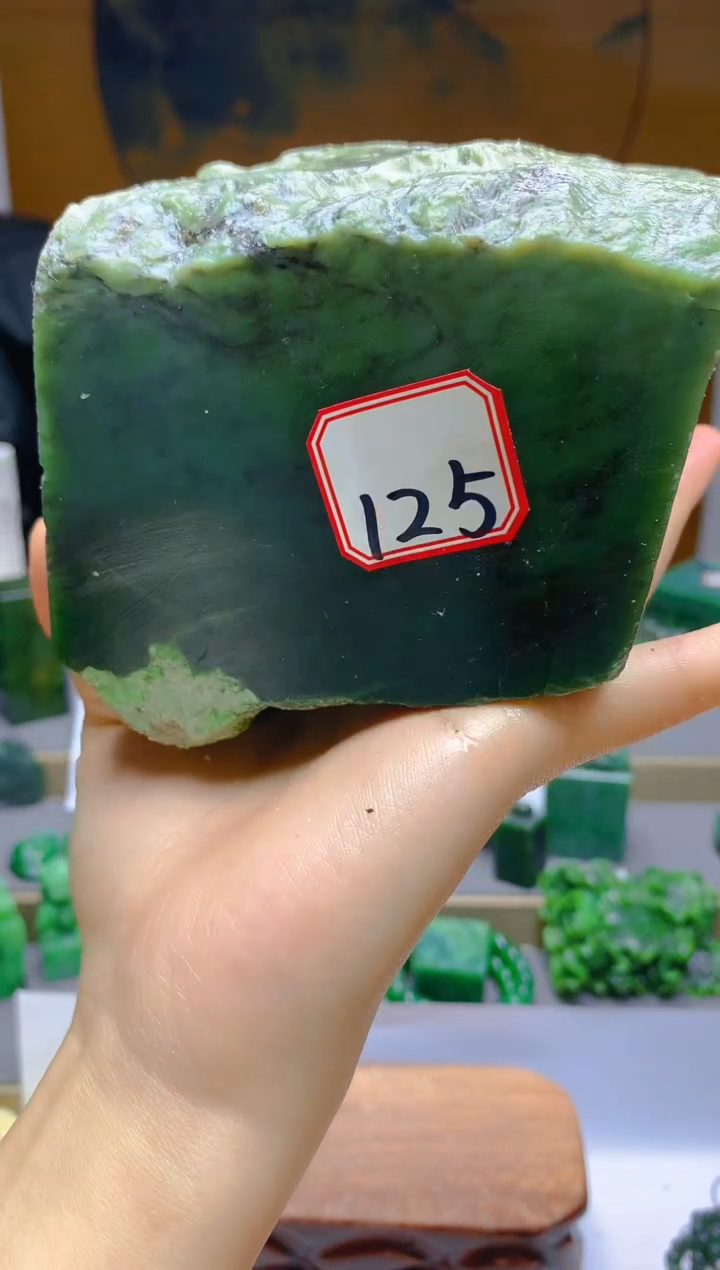 【闪购商品】和田玉（碧玉）未镶嵌珠宝半成品1