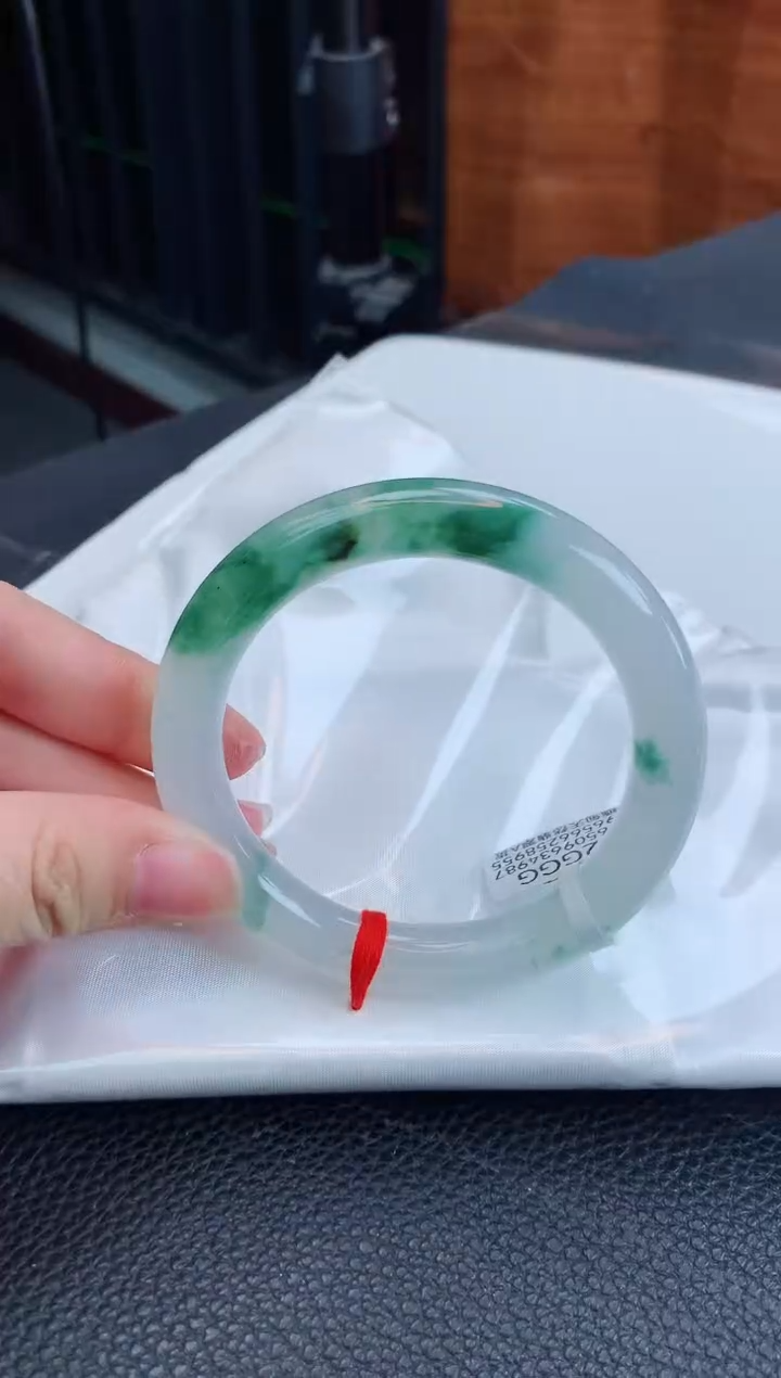 【闪购商品】翡翠手镯未镶嵌缅甸天然翡翠A货手镯