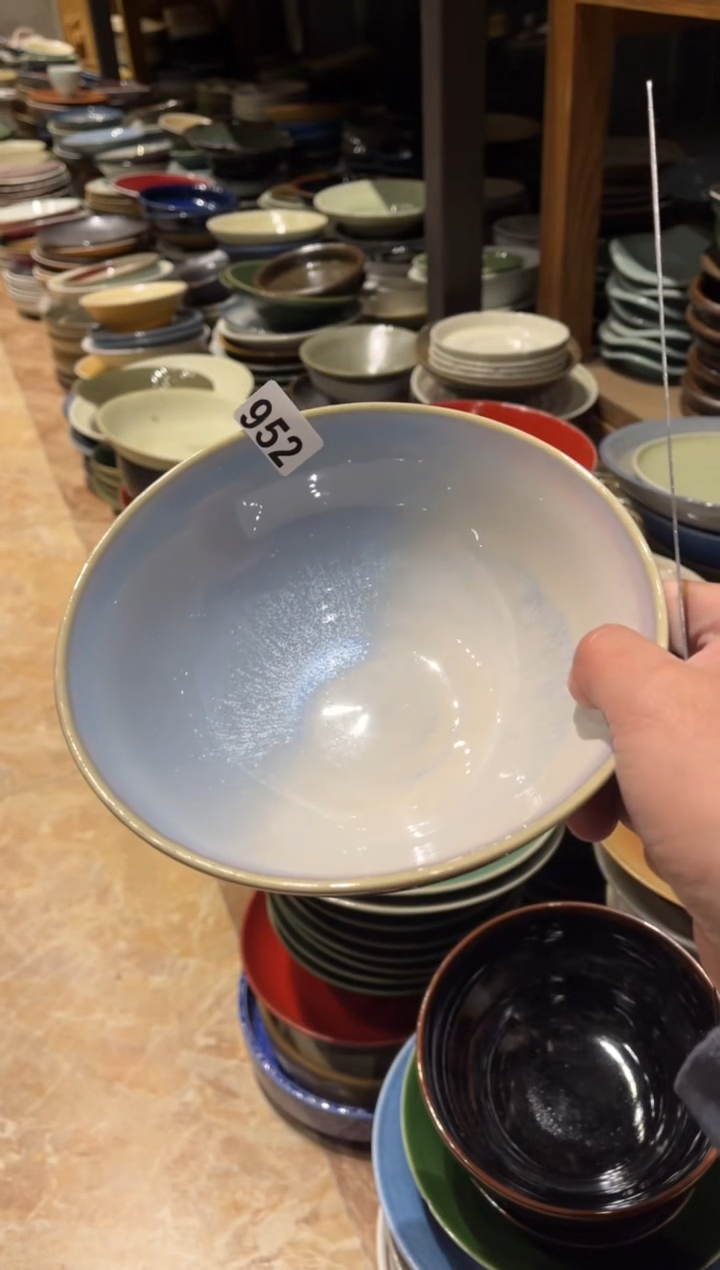 【闪购商品】瓷片952  粉黛的面碗1个