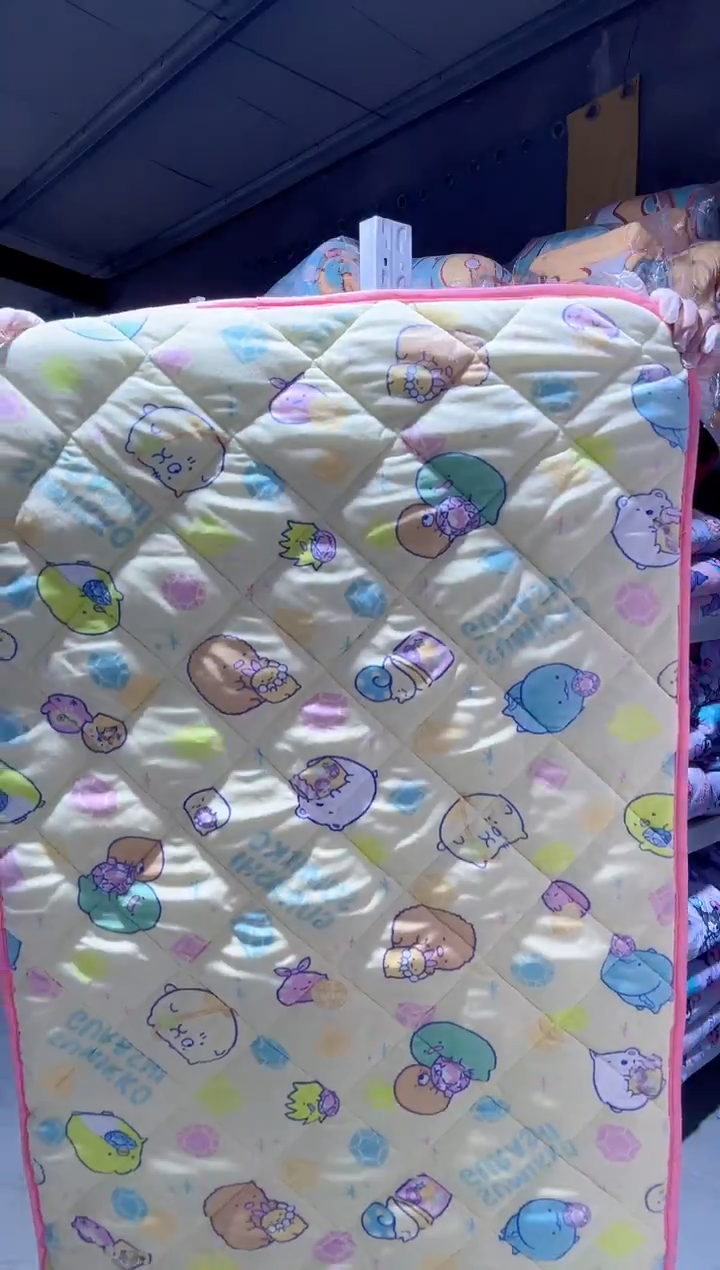 满35包邮     瑕疵     60*110左右  绒垫子    