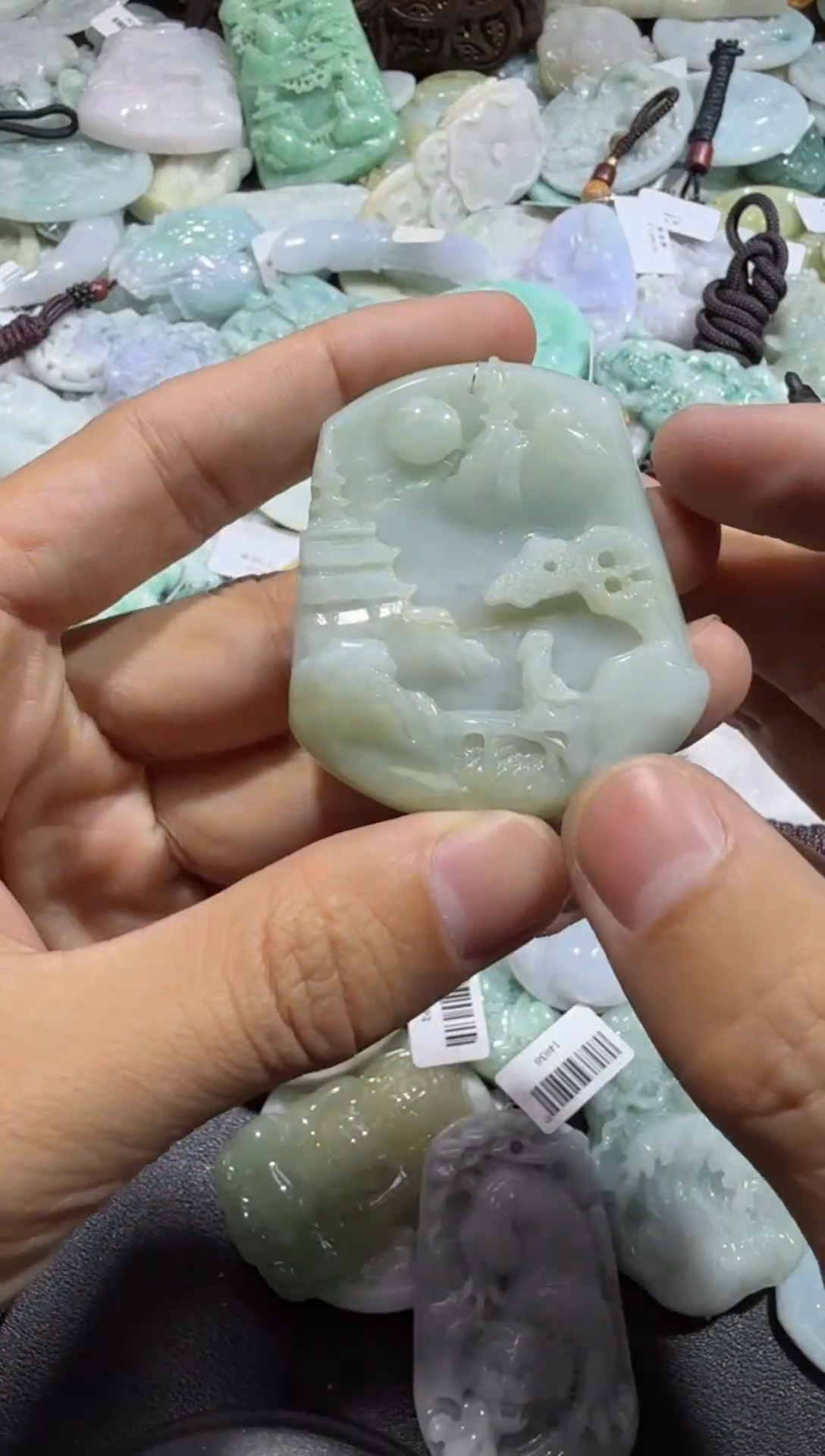 【闪购商品】翡翠颈饰未镶嵌00000056