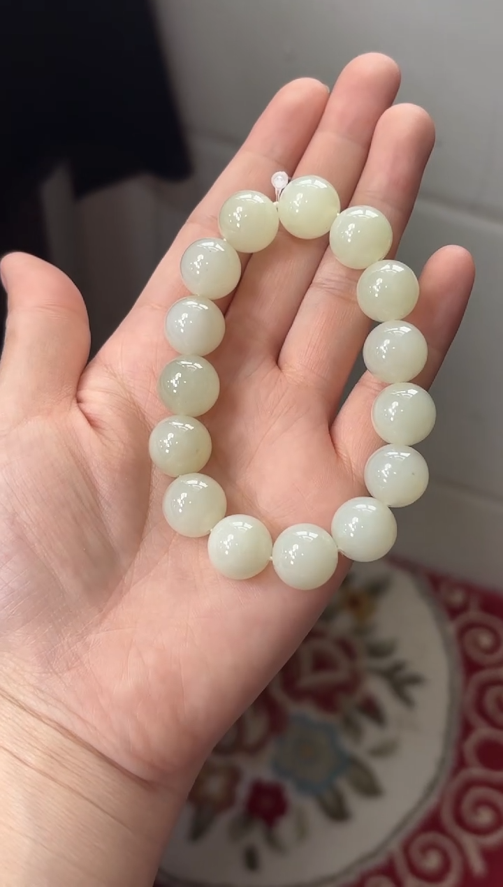 【闪购商品】和田玉手串未镶嵌且末金山微色差卡14