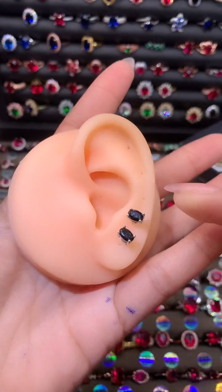 【闪购商品】蓝宝石耳饰银S925镶嵌46山蓝