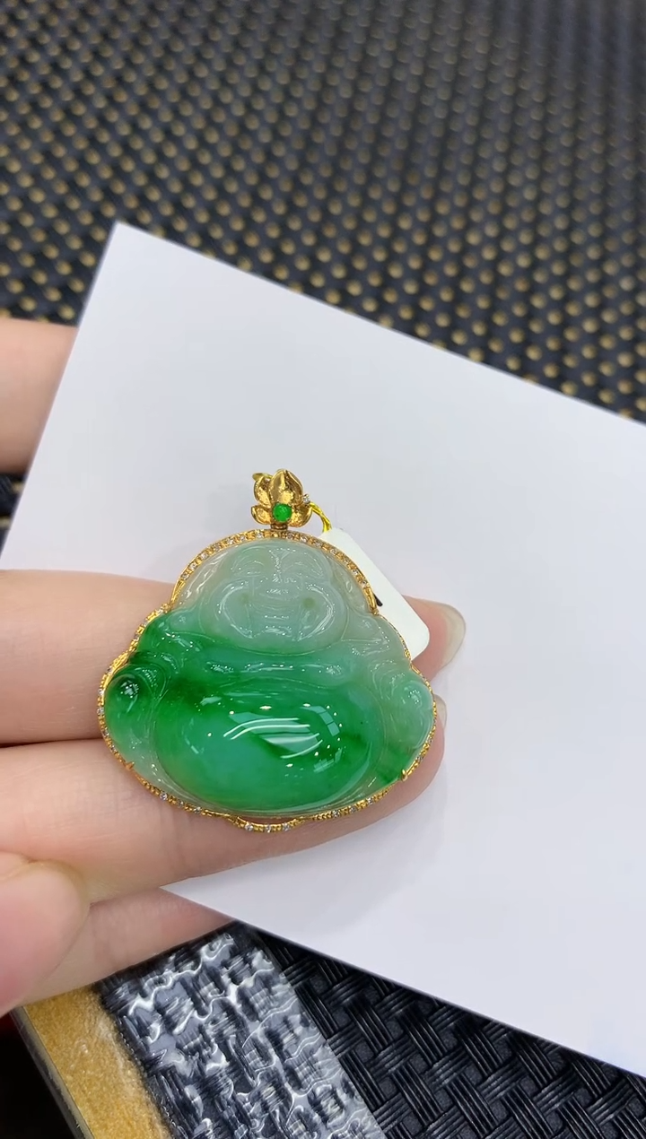 【闪购商品】翡翠颈饰18K金镶嵌8888888888