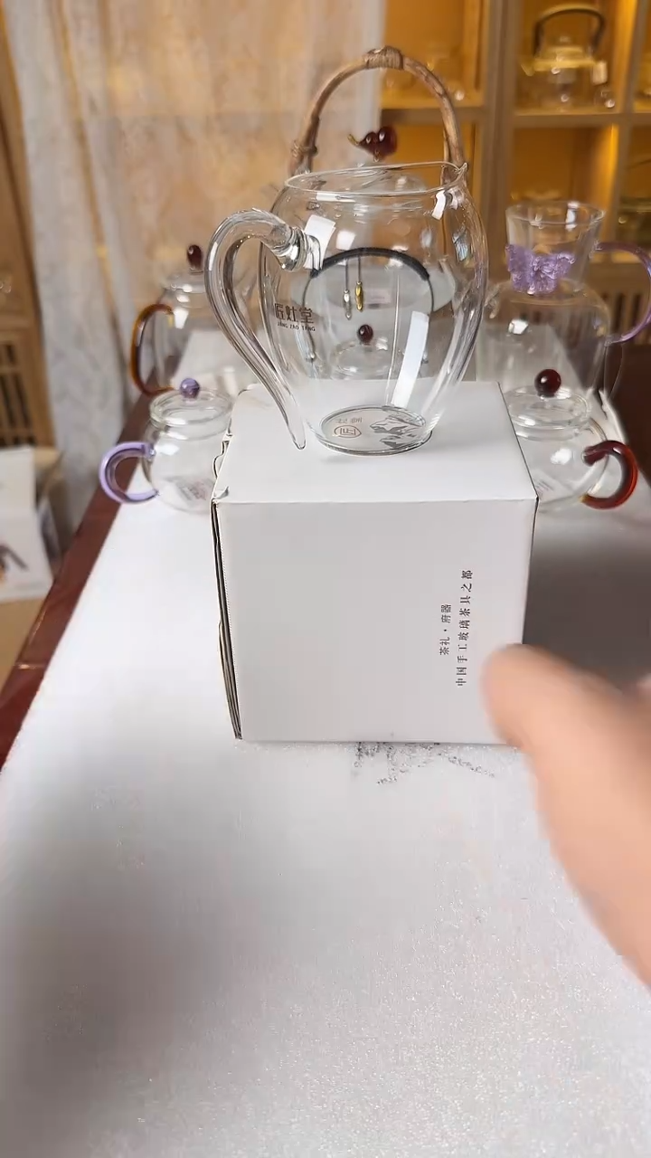 透明玲珑。。。。。。。。。