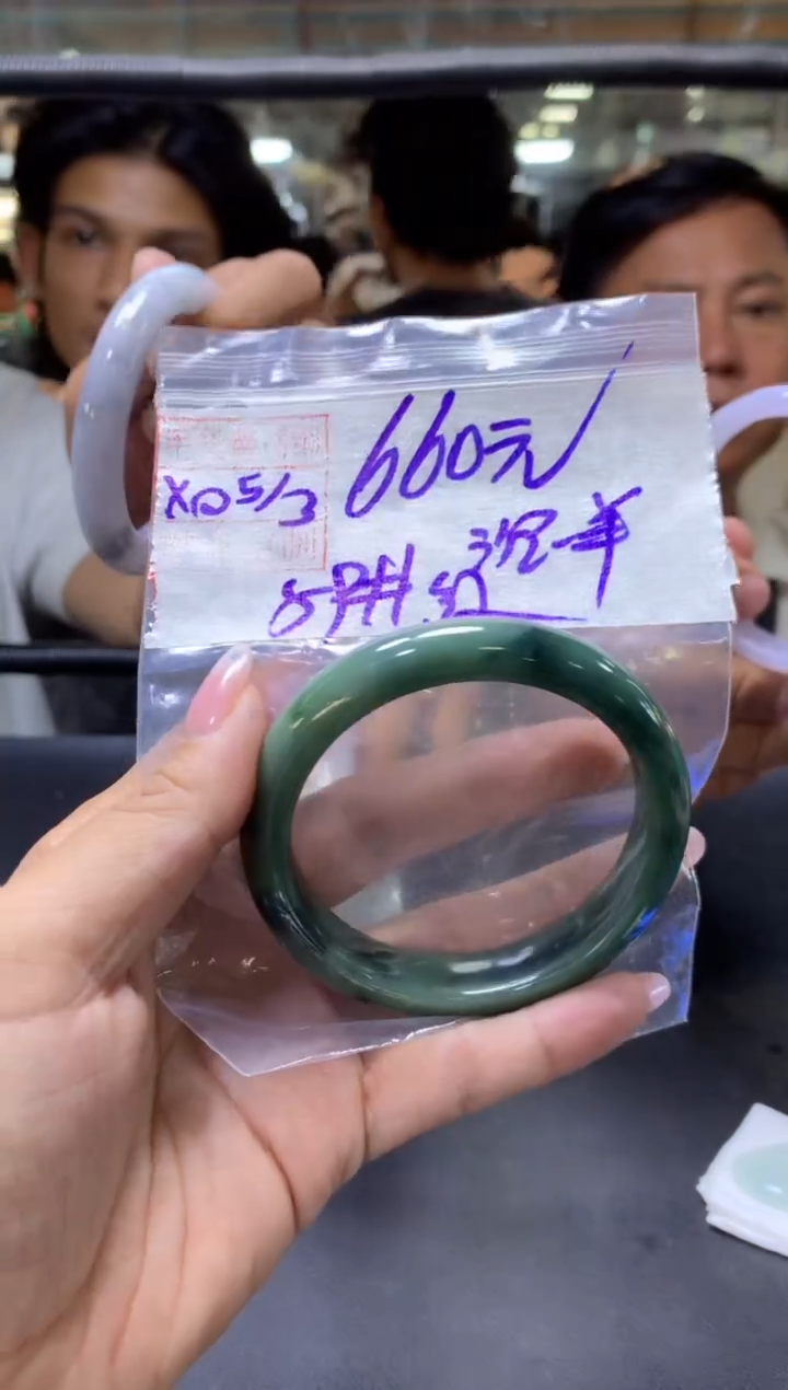 【闪购商品】定制翡翠未镶嵌沉默的+手镯59纹#660元毛货需抛光