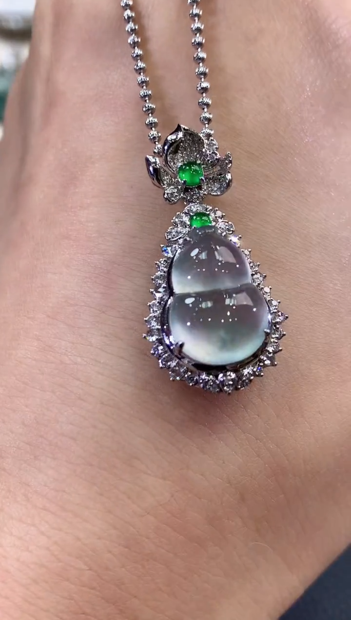 【闪购商品】翡翠吊坠(不含链)18K金镶嵌 C38