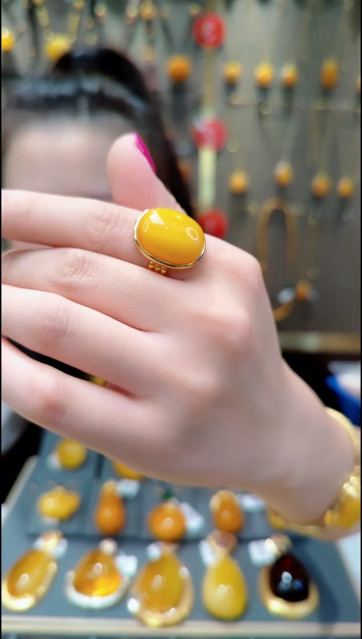 【闪购商品】蜜蜡戒指银S925镀金镶嵌B098蜜蜡戒指