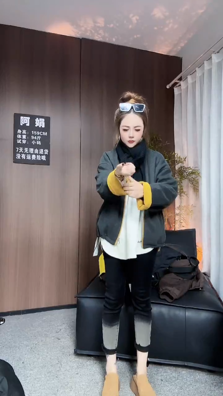 5036灰色毛外套..