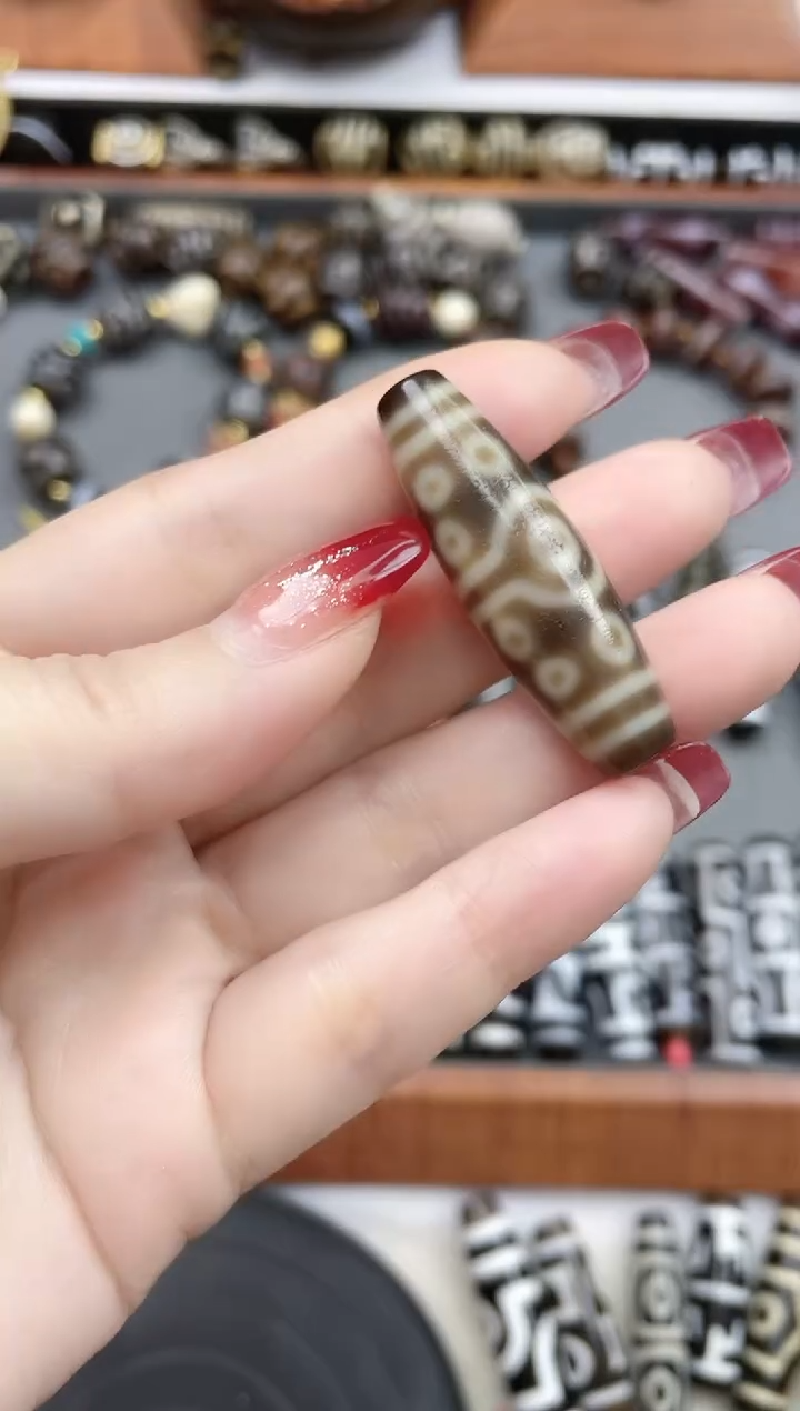 【闪购商品】玛瑙/玉髓珠珠未镶嵌十五眼
