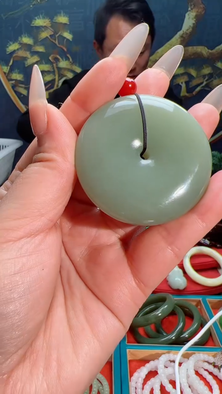 【闪购商品】和田玉吊坠未镶嵌1