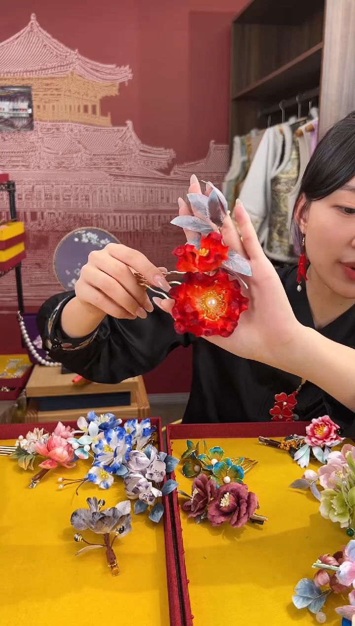 【闪购商品】刺绣非遗绒花（发饰）  