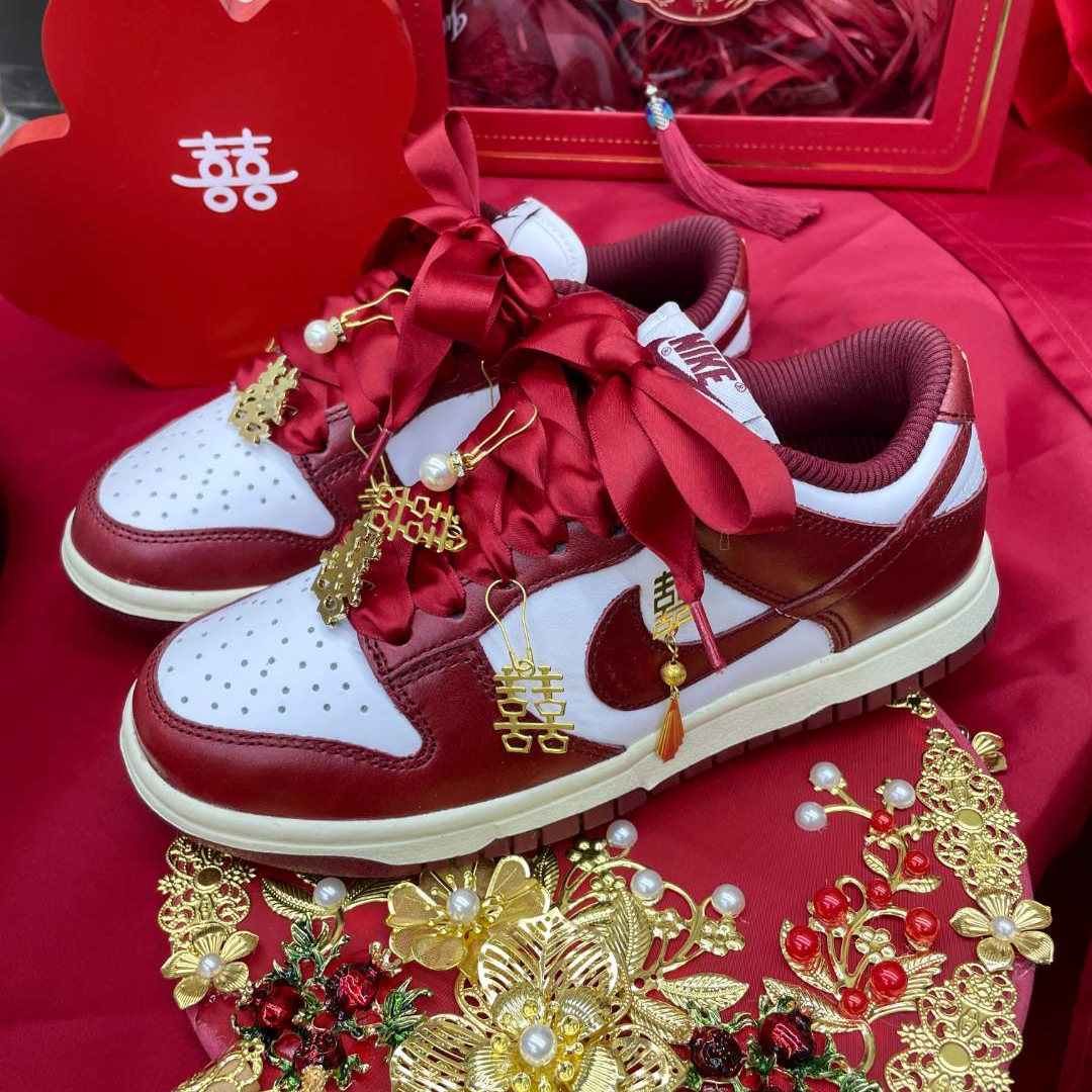 Nike耐克Dunk定制款酒红婚鞋潮鞋结婚用秀禾男鞋女鞋低帮运动球鞋