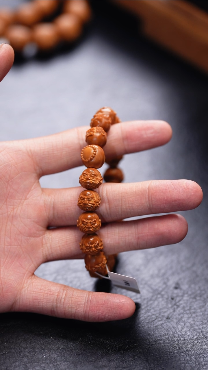 【闪购商品】橄榄核吊坠功利化