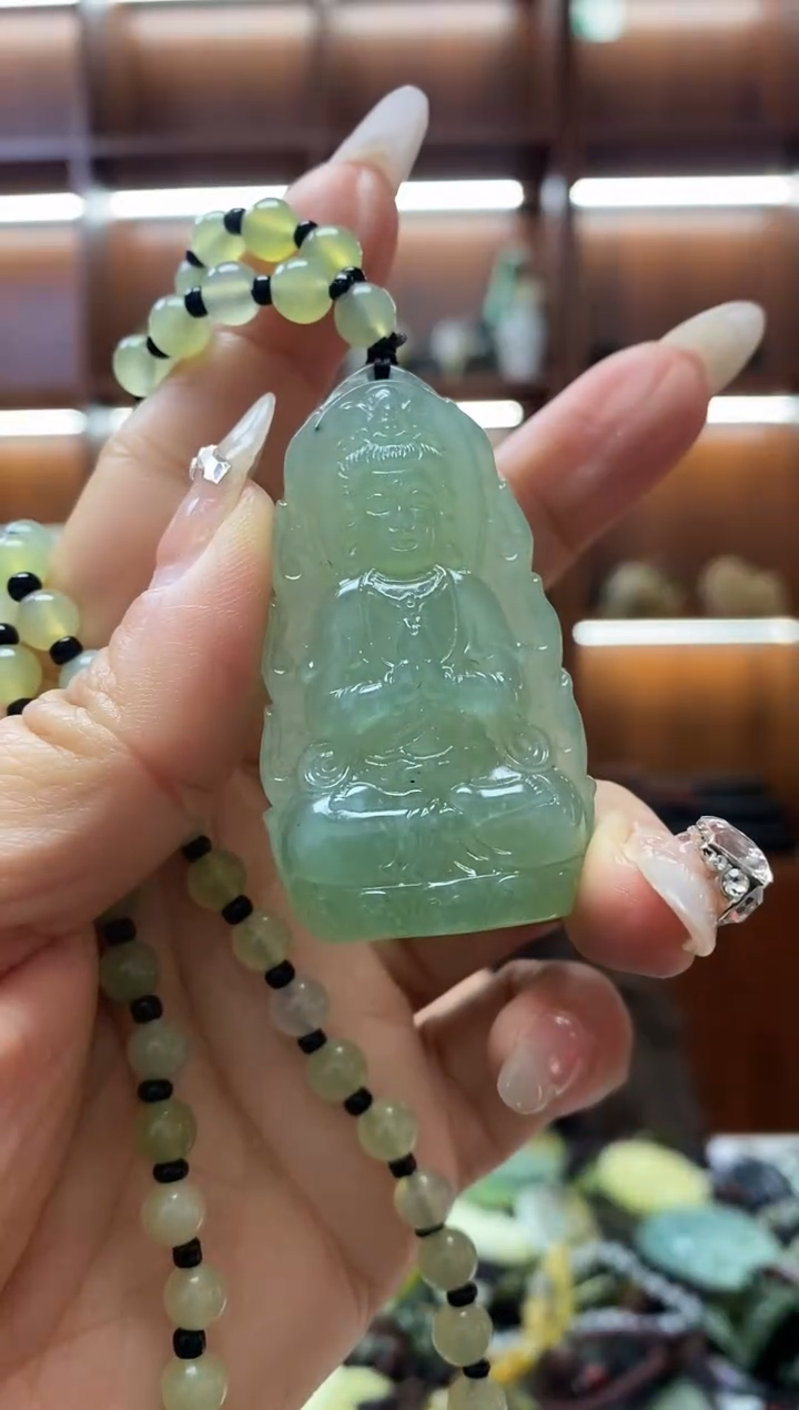 未镶嵌岫玉吊坠    