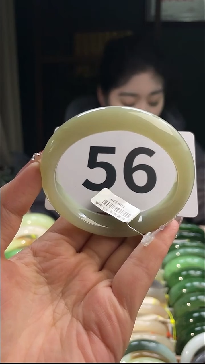 定制和田玉和田玉手镯