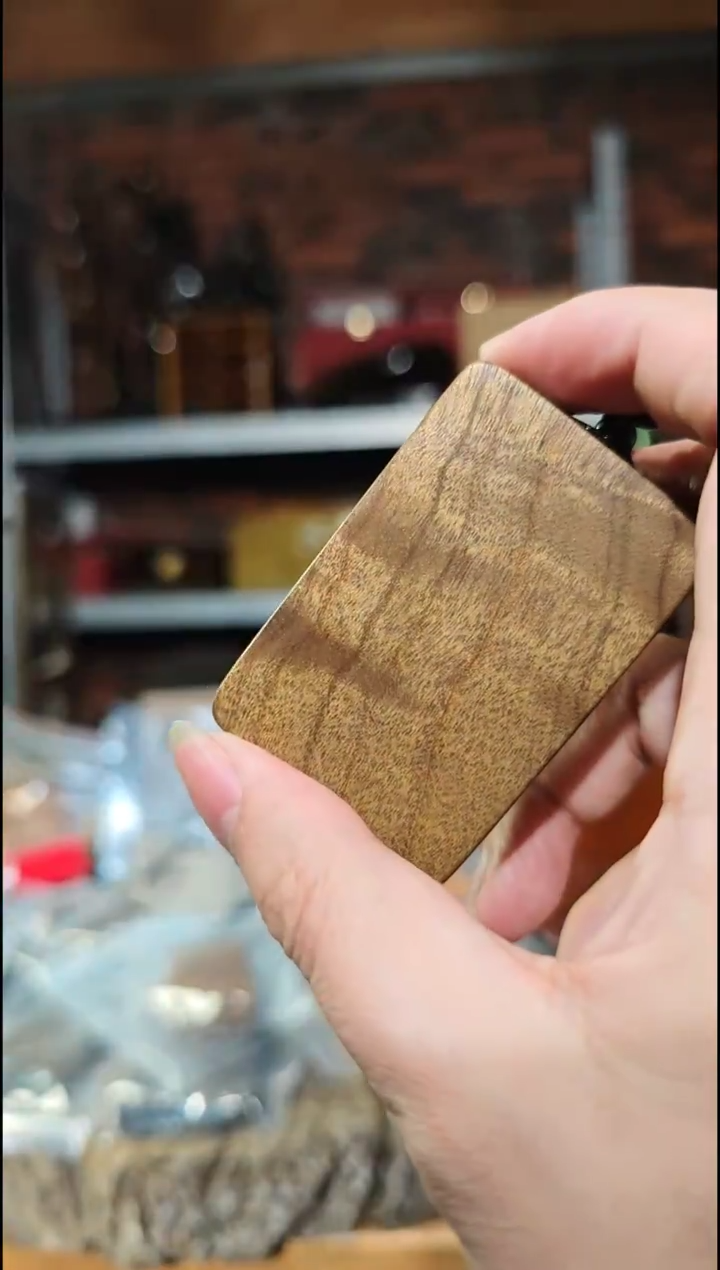 金丝楠无事牌脖挂