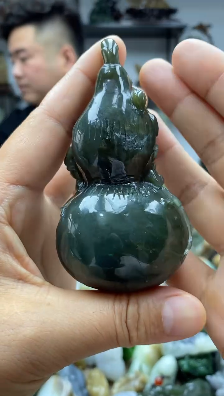 和田玉未镶嵌把件1