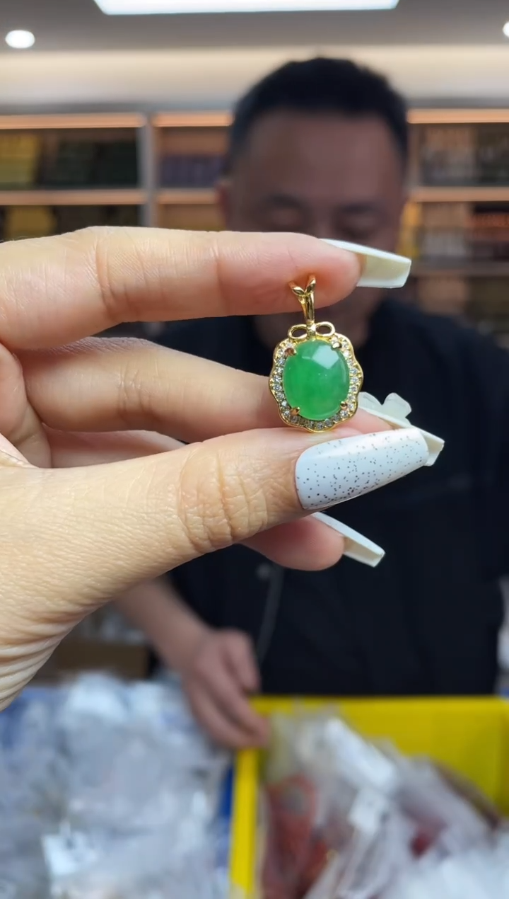 【闪购商品】翡翠颈饰未镶嵌多样性发一件