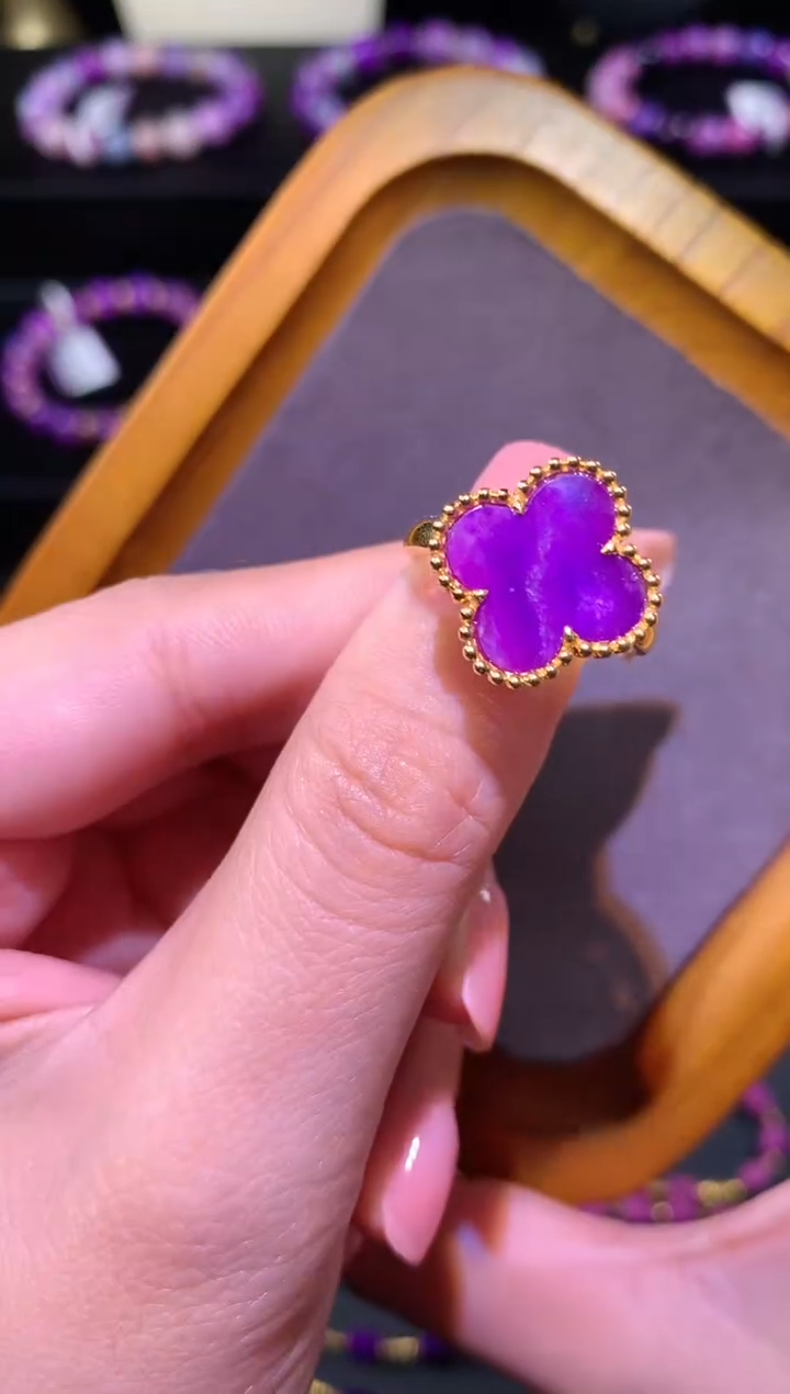 【闪购商品】苏纪石（舒俱来）.18K金镶嵌舒俱来戒指