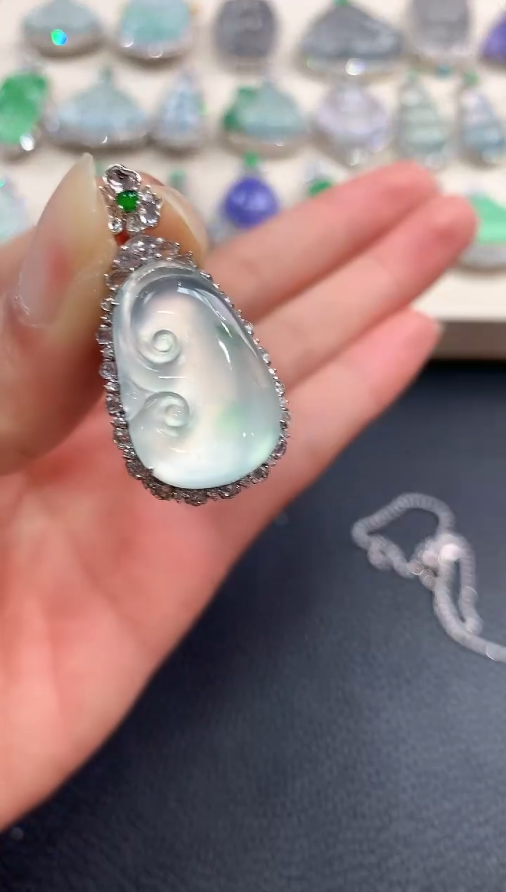 【闪购商品】翡翠吊坠(不含链)18K金镶嵌n12    