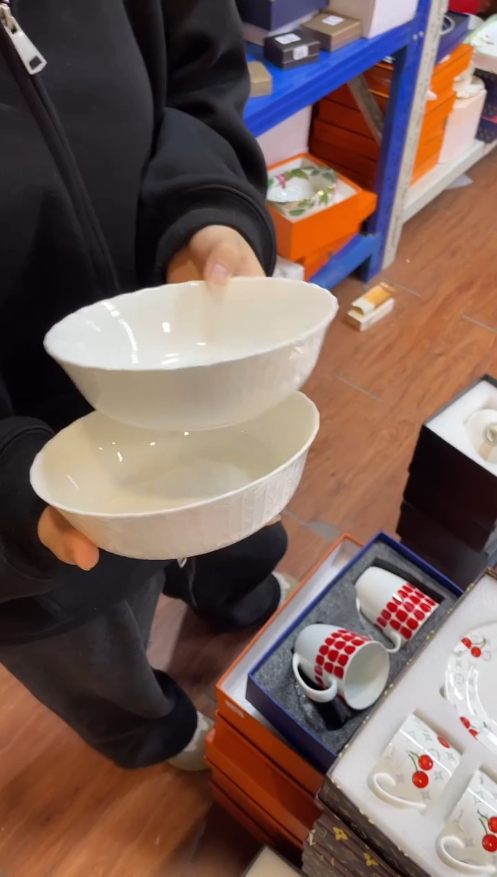 杯鸿辉家品牌瓷器，京东包邮！