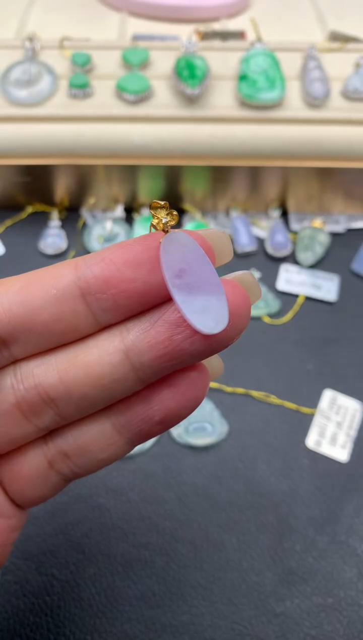 【闪购商品】翡翠颈饰18K金镶嵌Q264      