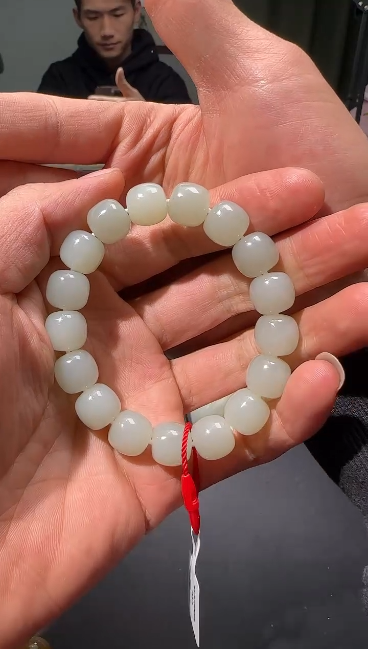 未镶嵌手链和田玉新疆和田玉卡12老型