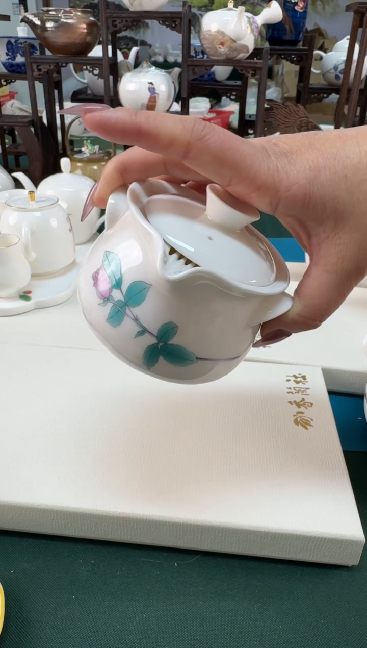 【闪购商品】瓷器 ······......