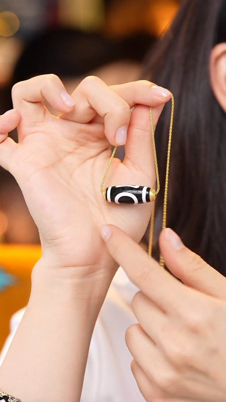 【闪购商品】玛瑙/玉髓颈饰18K金镶嵌Z28072小卢TD锁骨链