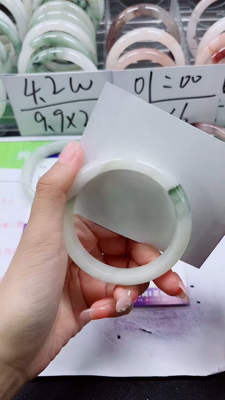 【闪购商品】石英质玉手镯未镶嵌A294-53/54