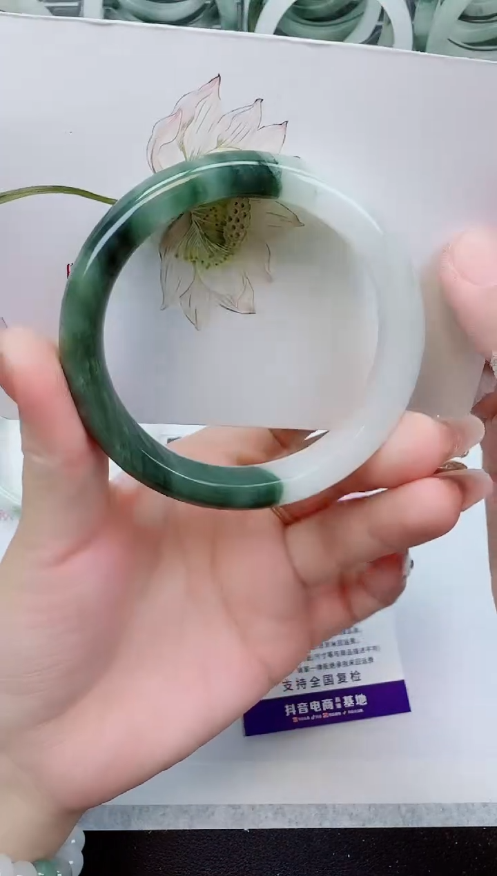 【闪购商品】石英质玉手镯未镶嵌358号/57-58圈