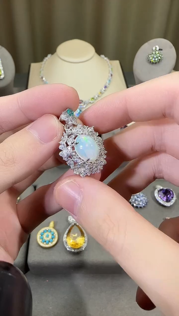 银S925镶嵌欧泊珠宝奇石9*11mm吊坠设计款