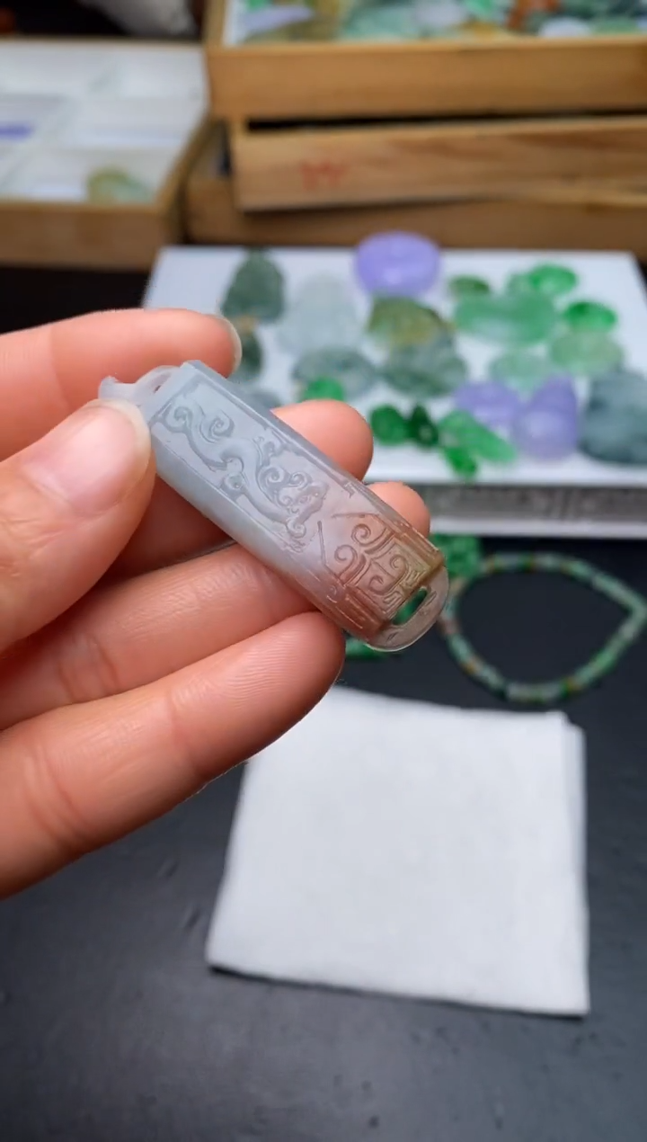 【闪购商品】定制翡翠未镶嵌翡翠毛货~