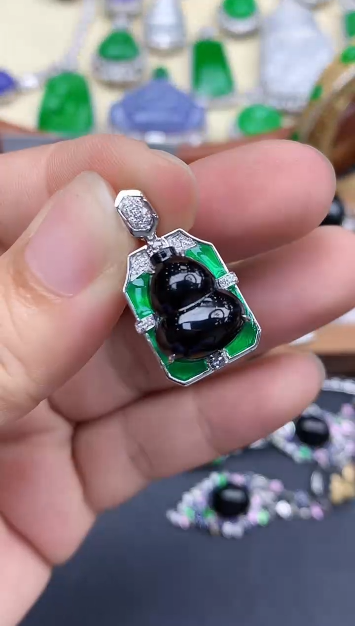 颈饰18K金镶嵌翡翠524-中国好珍宝