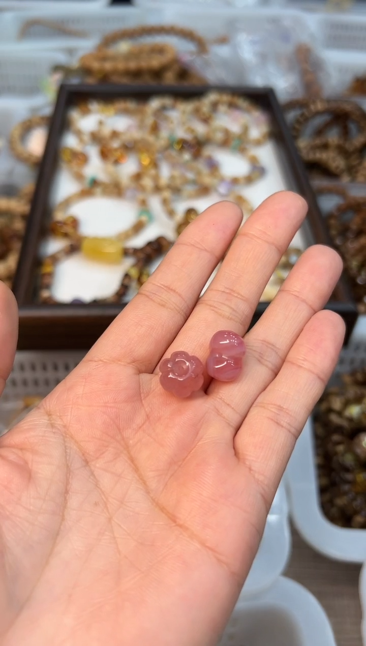 未镶嵌吊坠(赠链)玛瑙/玉髓加****意南瓜1个爱心一个