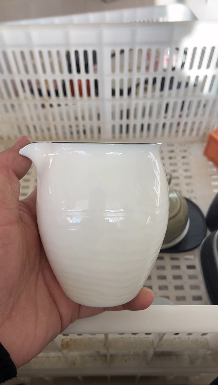 杯无运费险有瑕疵的摄影的产品有使用过的痕迹有点脏介意勿拍