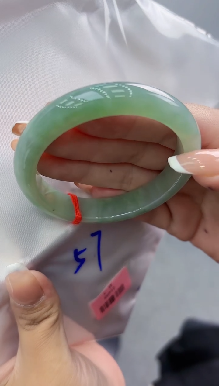 【闪购商品】翡翠手镯未镶嵌翡翠手镯