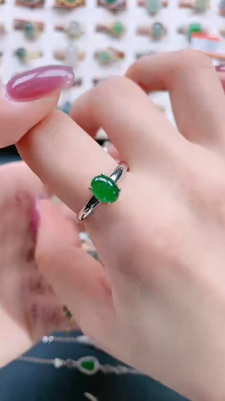 翡翠戒指银S925镶嵌天然翡翠