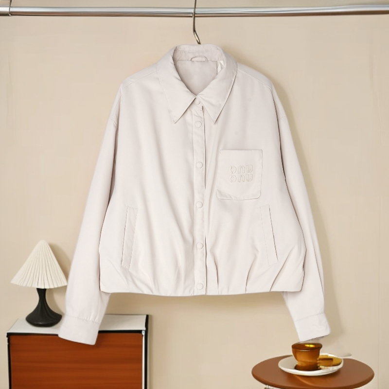 米色90国标白鹅绒衬衫款羽绒服气质白色短款时尚5070