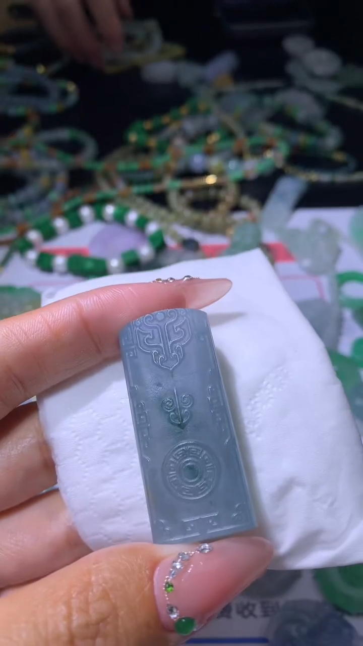 【闪购商品】定制翡翠未镶嵌MJX027693