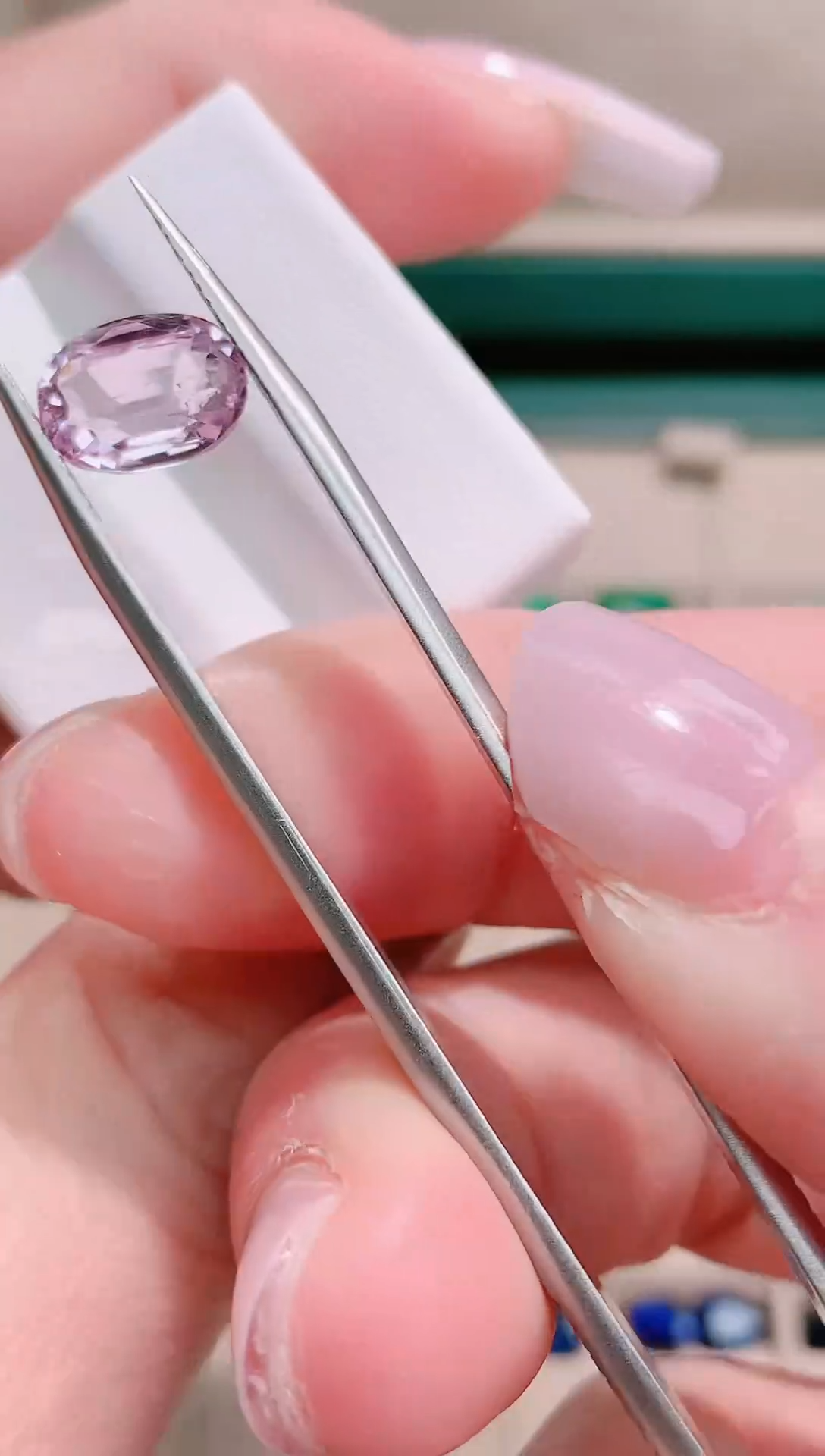 未镶嵌锂辉石裸石椭圆形3.1ct