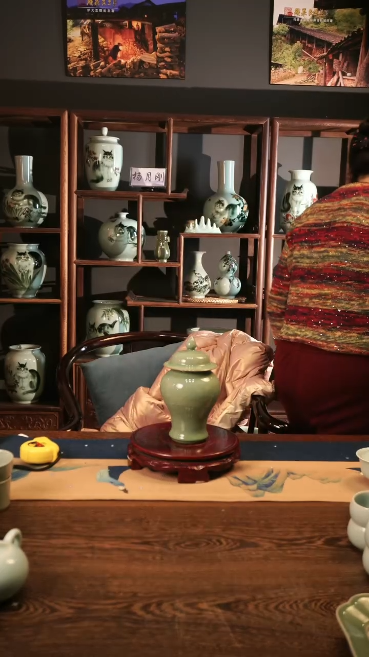 【闪购商品】纯手工 哥窑 梅青 将军罐